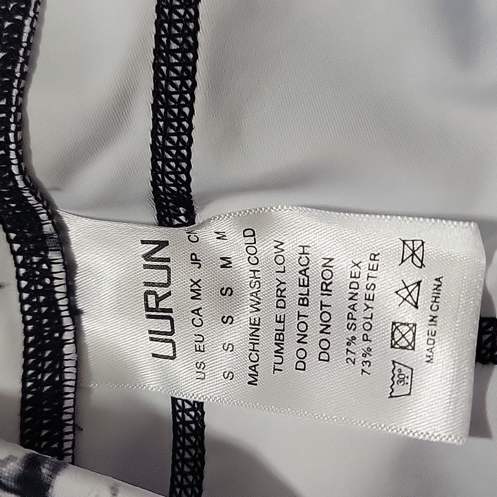 NWT UURUN Small Black and White Marble Print Leggings - Picture 3 of 6